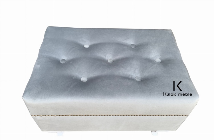 Luksusowy podnóżek do sofy Chesterfield