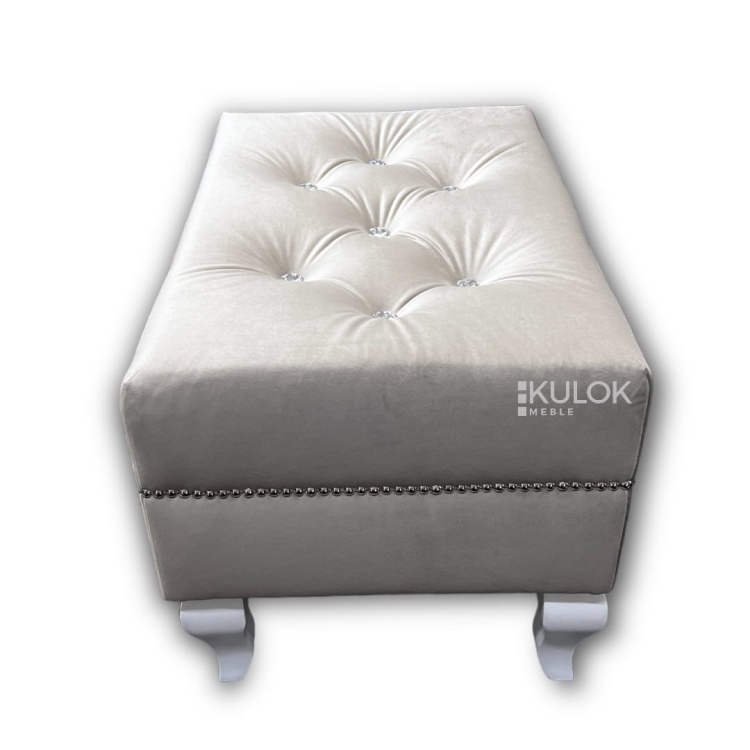 Luksusowy beżowy podnóżek