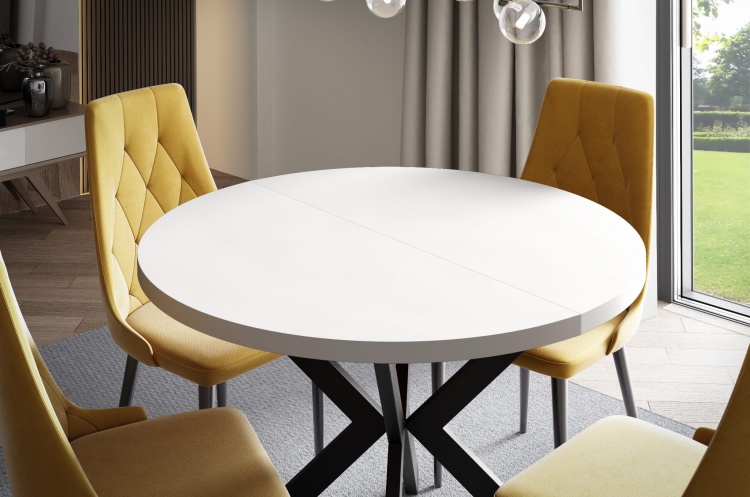 Stół w kolorze Biel Arktyczna, emanujący świeżością i czystością.