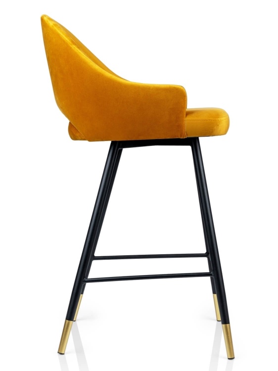 Nowoczesny hoker z wyprofilowanym oparciem w kolorze miodowym