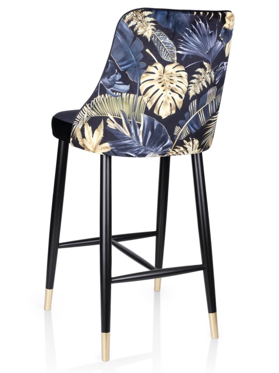 Wzorzysty hoker Madonna na czarnym stelażu