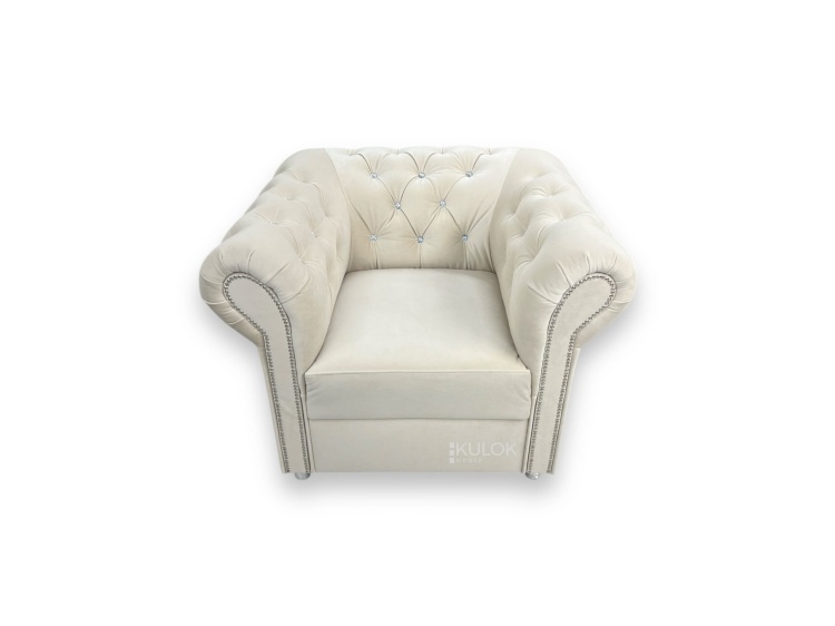 Ekskluzywny fotel glamour do salonu w stylu Chesterfield
