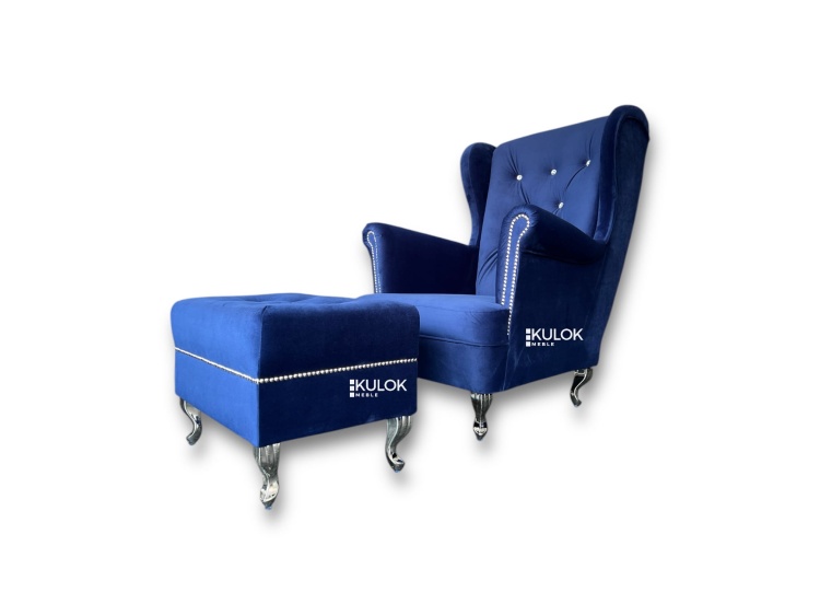 Nowoczesna sofa granatowa z eleganckim wykończeniem