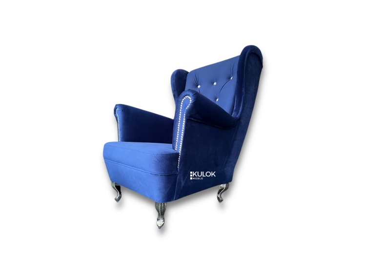 Fotel uszak z podnóżkiem w stylu Chesterfield