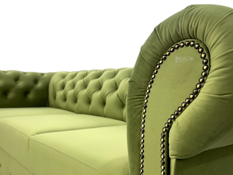 Klasyczna sofa Chesterfield 3-osobowa w kolorze zieleni mchu