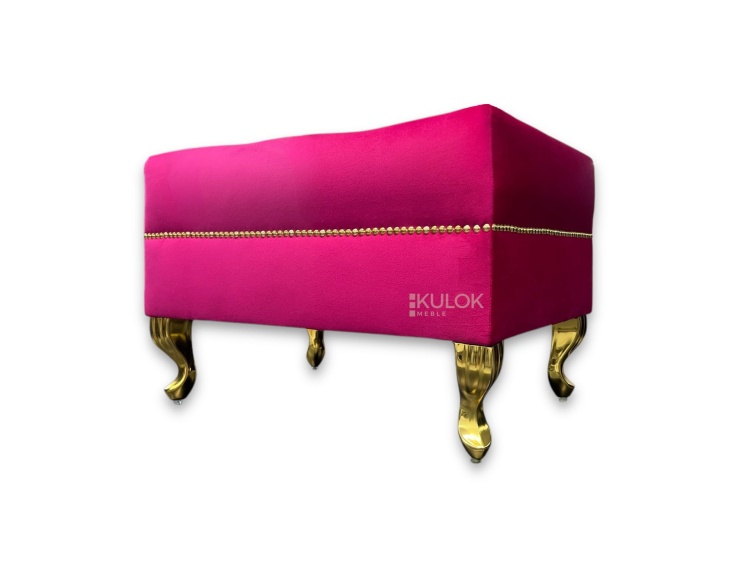Podnóżek do salonu Chesterfield z velvetu i złotymi akcentami