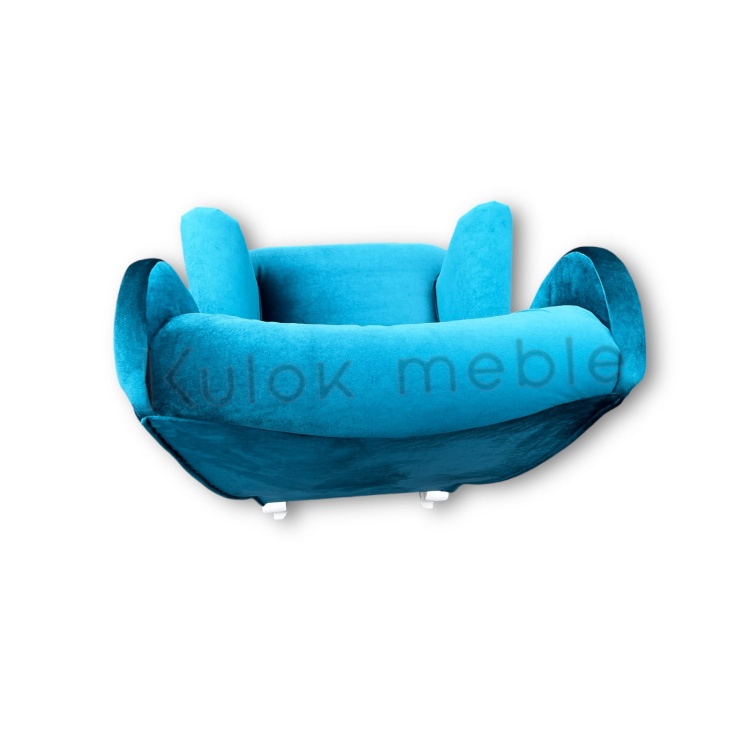 Fotel do Sypialni i Salonu - Personalizowany Morski Uszak z Włoskimi Listwami Ozdobnymi.