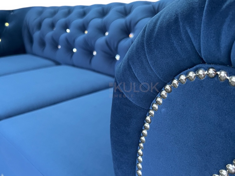 Aksamitny Welur - Designerska Sofa Magic Velvet 2216 z kryształkami i dodatkami srebrnymi