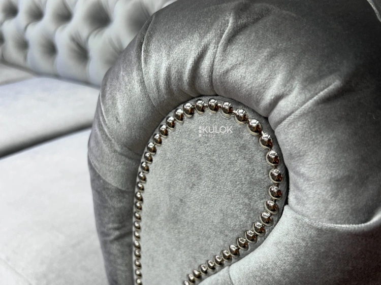 Sofa pikowana Chesterfield do pokoju dziennego