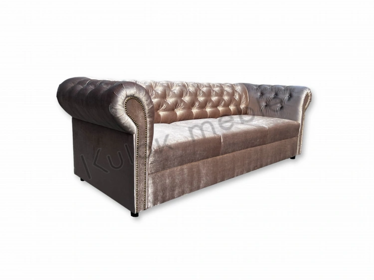 Ręczne pikowania dodają sofie wyjątkowego charakteru - Premium Collection.