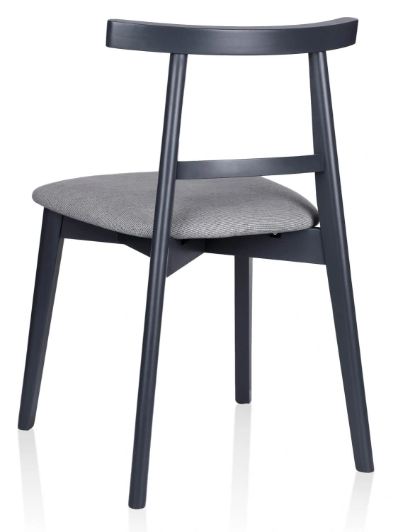Minimalistyczne krzesło Hades do salonu