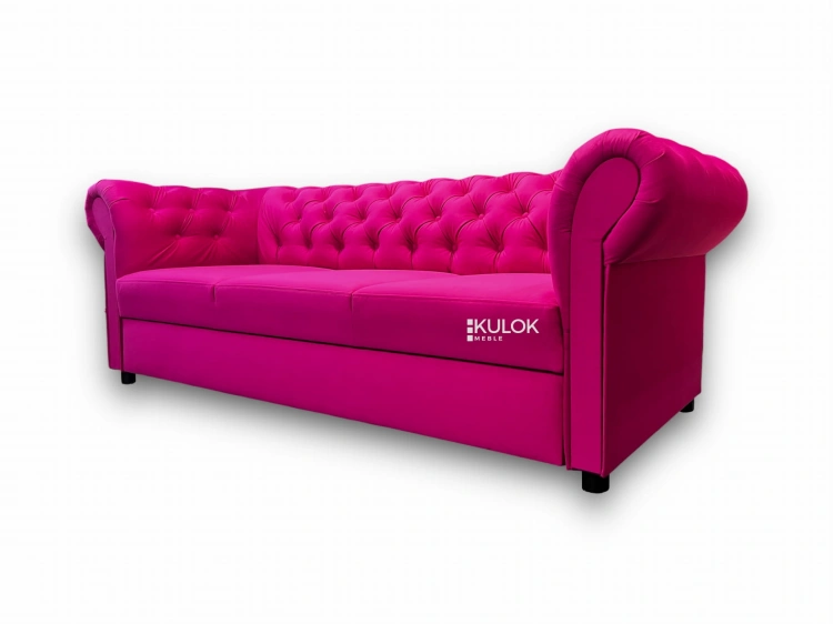 Pikowana sofa w stylu chesterfield różowa welurowa