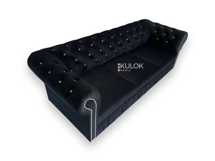 Sofa chesterfield stylowa do salonu z kryształami i marszczeniem od kulok meble