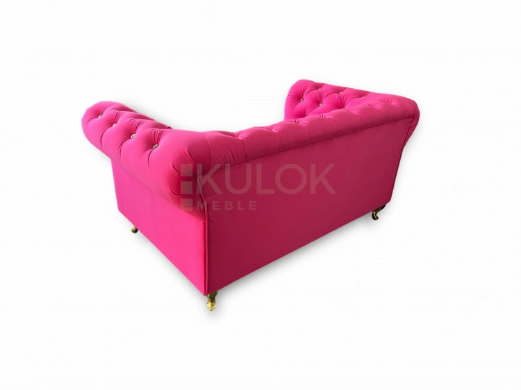 Sofa Chesterfield Dwuosobowa - Różowa Fuksja Casablanca 2310. Tapicerowana sofka mała do pokoju różowa