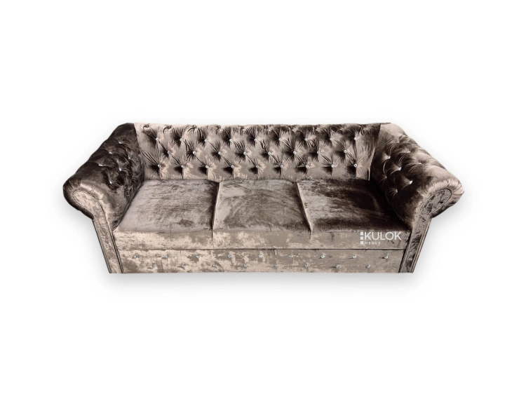 Elegancka kanapa Chesterfield w stylu glamour