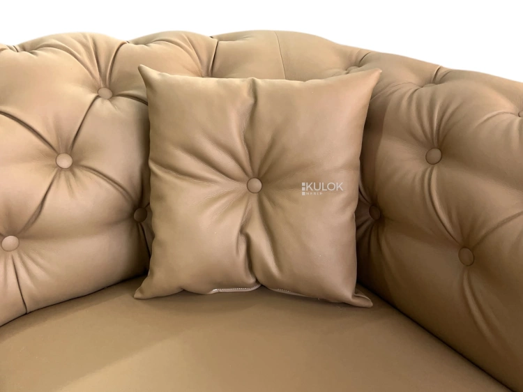 Klasyczna sofa chesterfield 6-osobowa z pikowanym oparciem