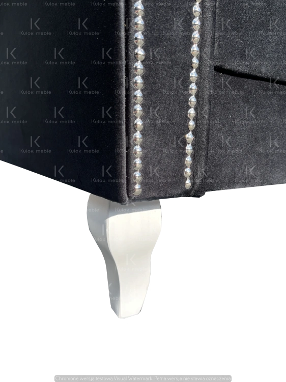 Elegancka Sofa na Białych Nogach - Trzyosobowy Relaks w Stylu Ludwik