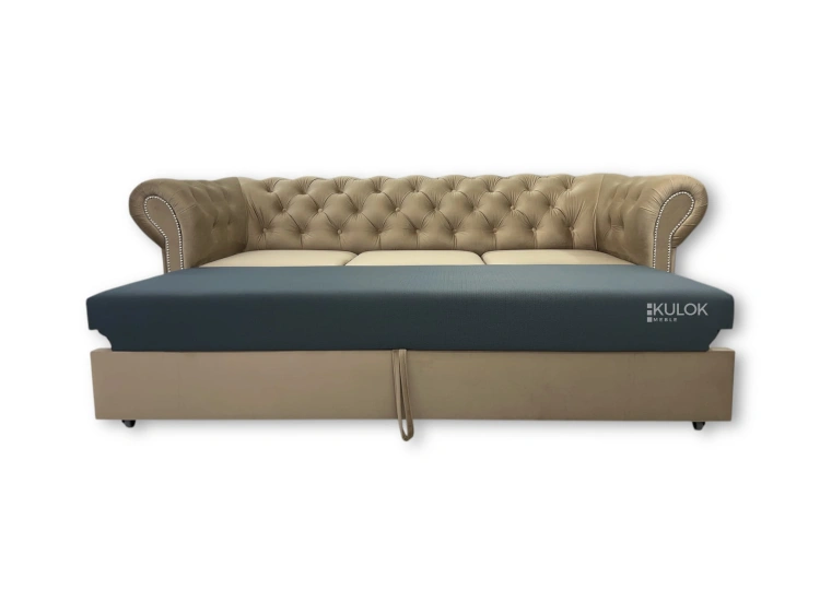 Pikowana Sofa Chesterfield z Guzikami – Beżowa, Klasyczna, Stylowa