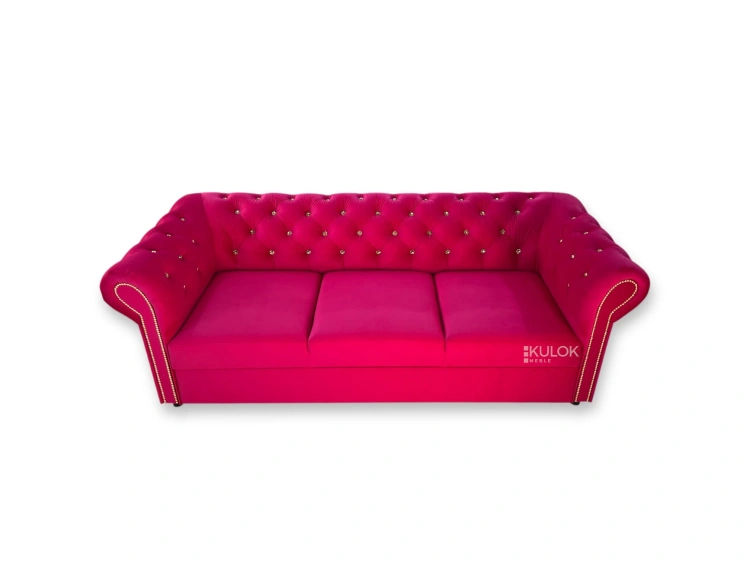 Luksusowa sofa glamour ze złotymi elementami