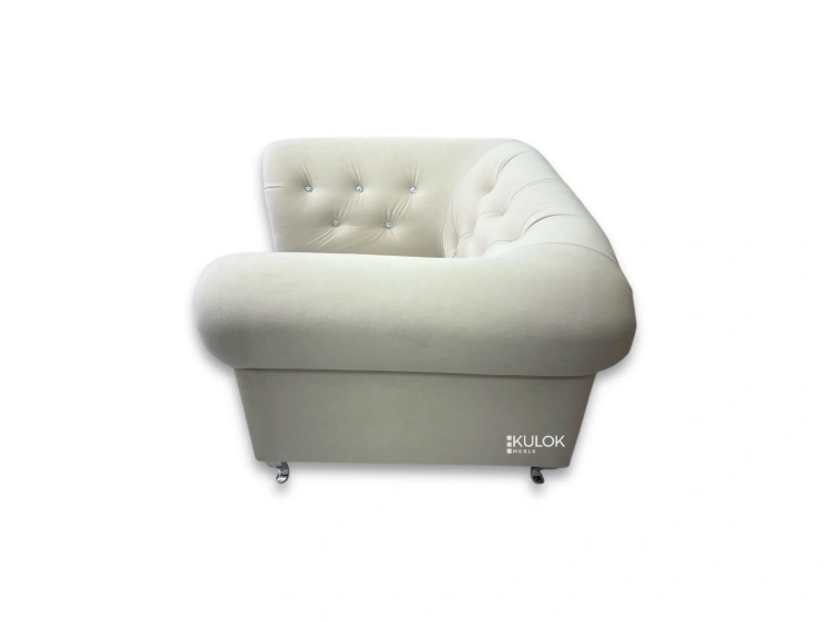 Fotel glamour Chesterfield Ecru – piękno i wygoda w jednym