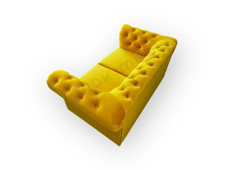 wersalka chesterfield żółta do małego pokoju 165cm w welur.
Chesterfield sofas yellow.