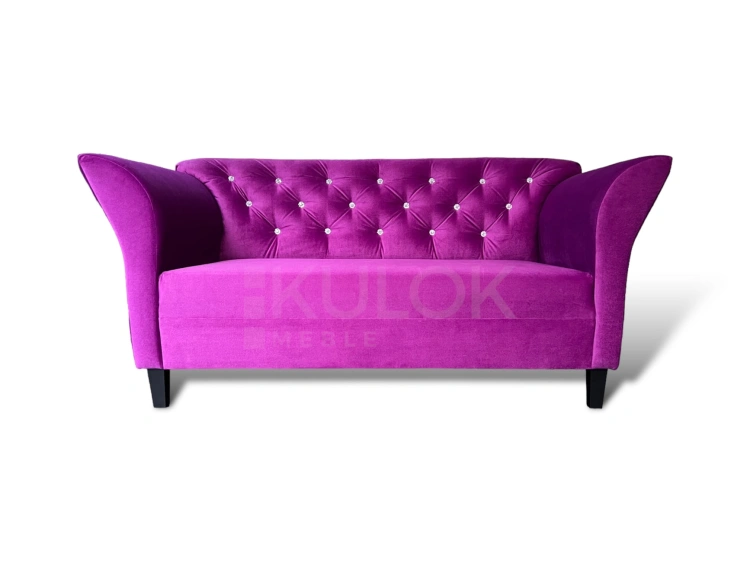 Purpurowa Sofa do Salonu - Swarovski Pikowanie na Wysokim Oparciu