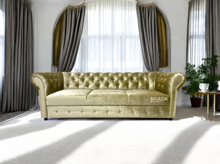 Stylowa sofa Chesterfield złota – idealna do eleganckiego salonu