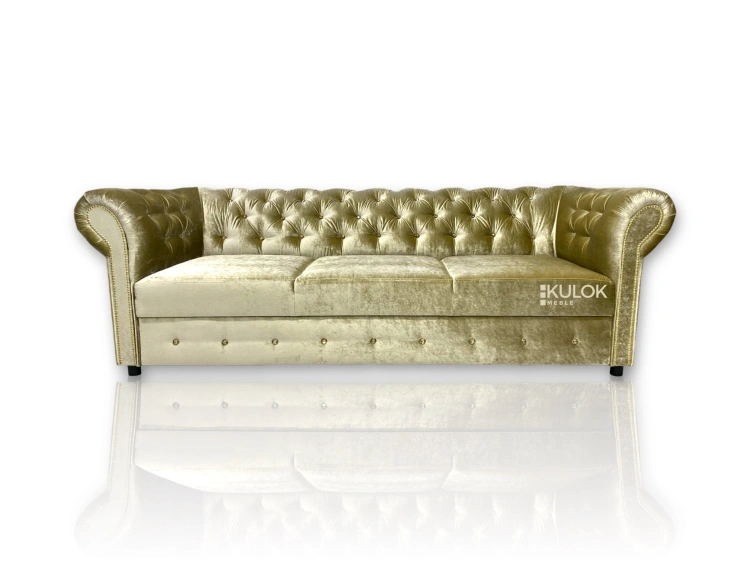 sofa glamour gold z kryształami i ćwiekami widok z przodu