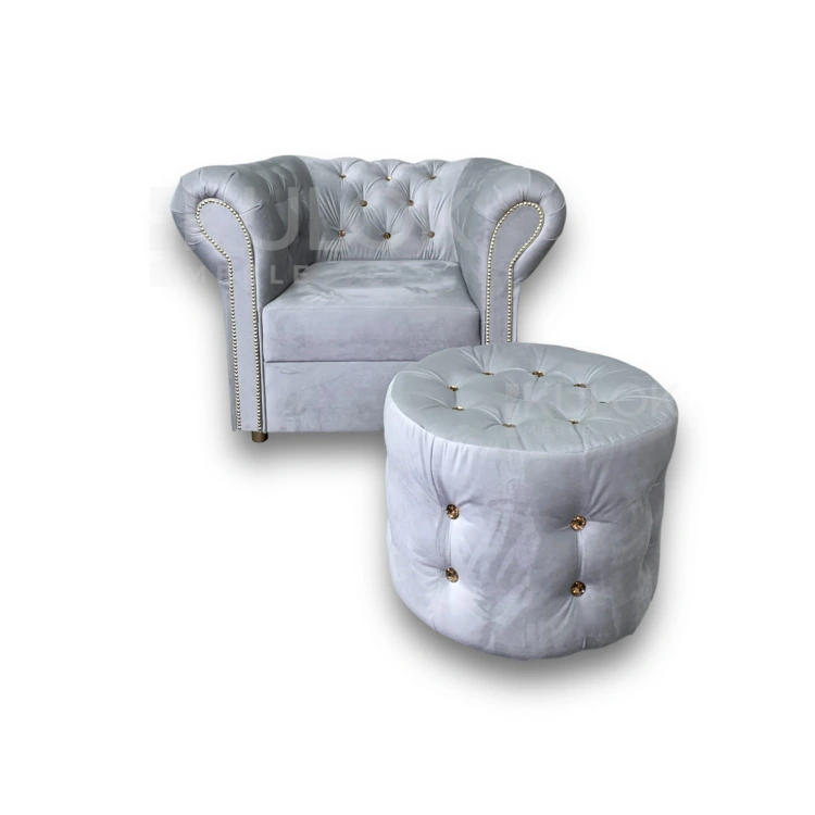Kompletny Zestaw Salonowy - Fotel Chesterfield Szary Prestige 2770 z Kryształkami Złotymi wraz z Pufą Okrągłą Pikowaną