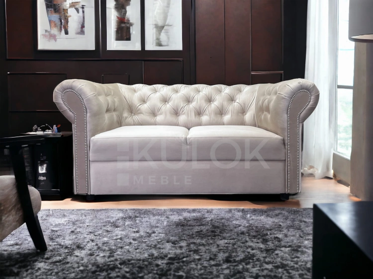 Welurowa Sofa Dwuosobowa - Klasyczny Styl w salonie angielskiem