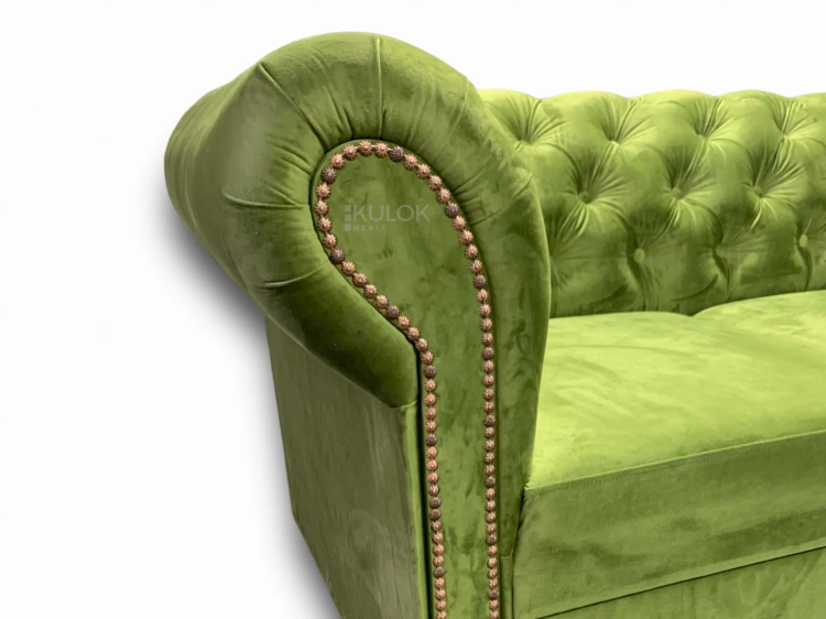 Sofa z Jasnozielonym Aksamitem - Elegancja i Komfort