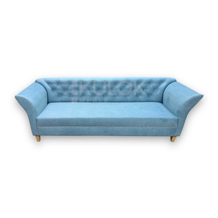 Pikowanie Guzikami - Jasnoniebieska Sofa na Drewnianych Nogach