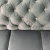Chesterfield Meble - Pikowany Narożnik chesterfieldy, eleganckie pikowanie, idealne uzupełnienie dla miłośników klasycznych mebli.